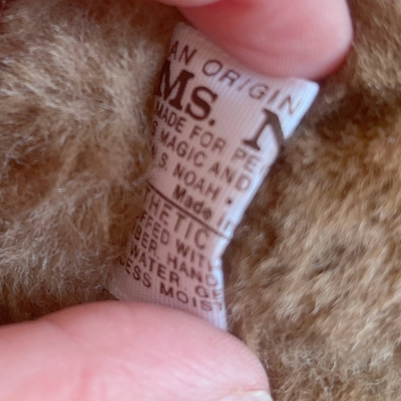 Vintage Ms. Noah Teddy Bear - Valentines Gift - Picture 4 of 5